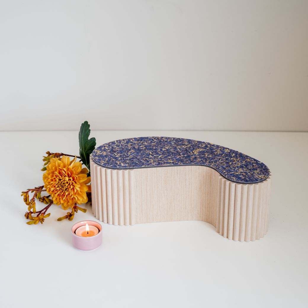 Italiaans design fineer Urn met korenbloemen